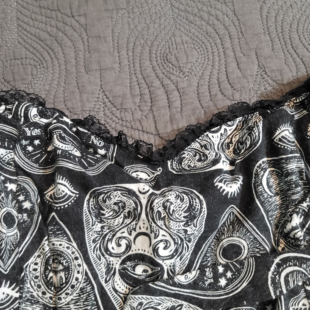 EUC XL Ouija Planchette Dress- Has Pockets